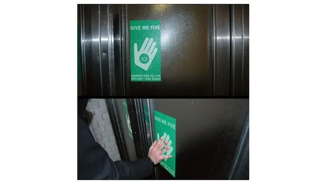 8 Desain Lift Ini Kreatif Banget, Bikin Enggak Bosan saat Menunggu