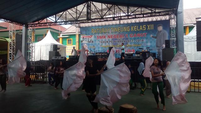 Zaskia Gotik Siap Goyang Pelepasan Siswa SMKN di Garut