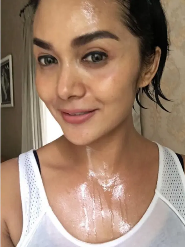 6 Potret Krisdayanti Tanpa Makeup, Bikin Pangling