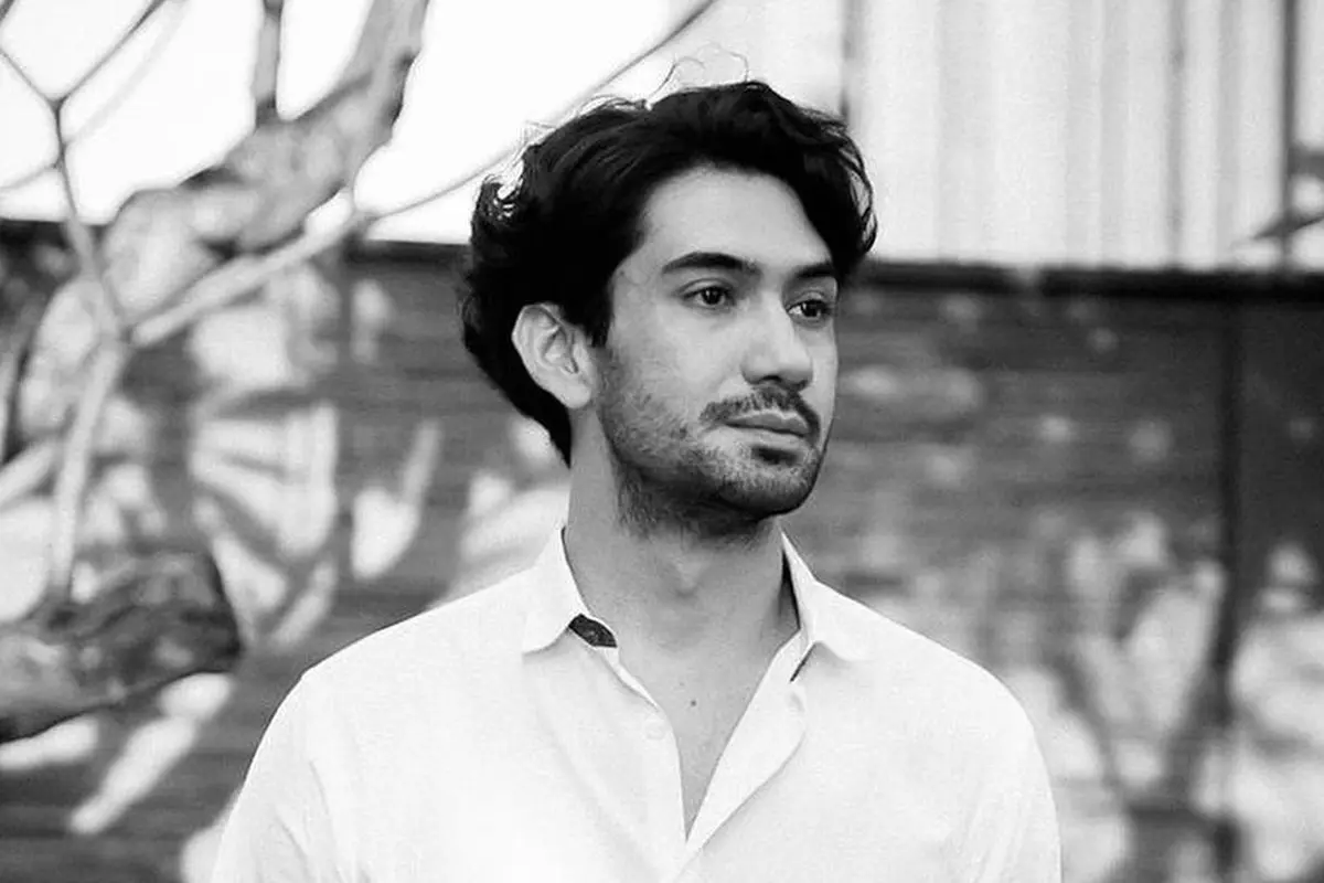 Reza Rahadian. (Foto: Instagram @naziracnoer)