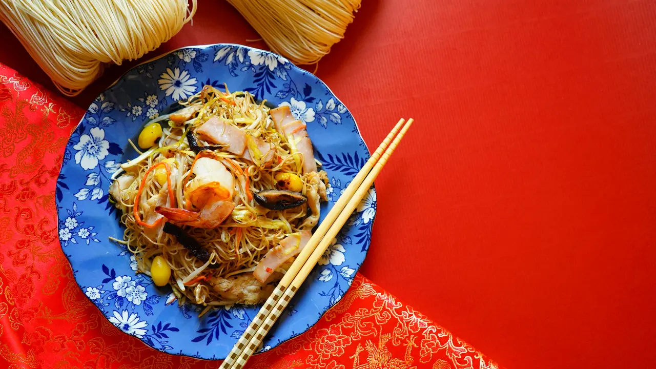 mie panjang umur
