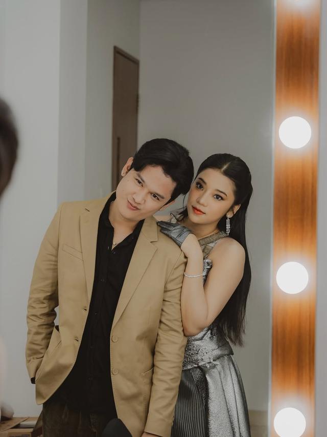 6 Potret Mesra Anggis Devaki dan Bagas Ran, dari Duet hingga Liburan Bareng