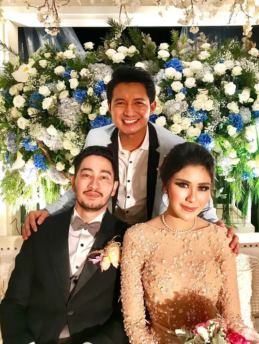 Chand Kelvin hadir di perniakhan Jeje dan Syahnaz tanpa ditemani pasangannya. (Foto: instagram.com/chand_kelvin)