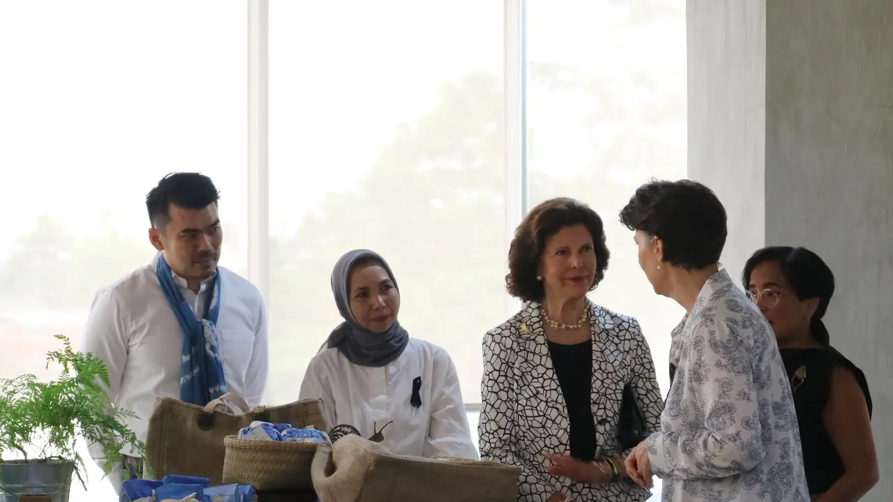 Ratu Swedia Puji Kreasi Anak Bangsa di Jakarta Creative Hub