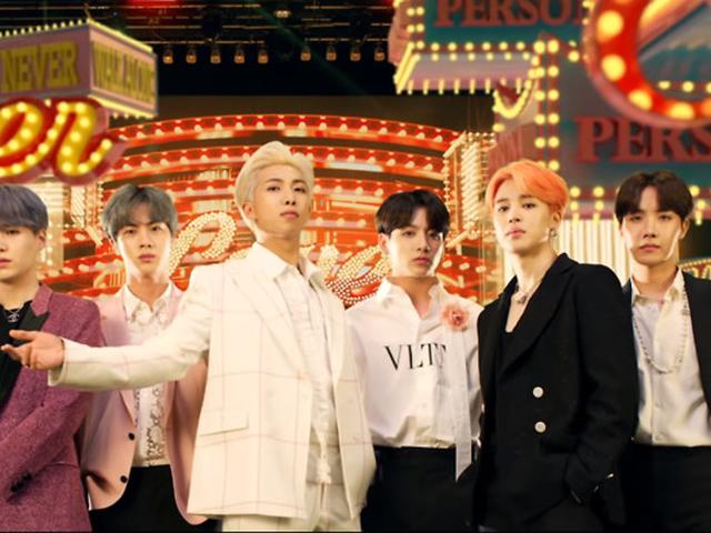 Tak Sempurna Ini Kesalahan Kecil Di Mv Boy With Luv Bts News Entertainment Fimela Com