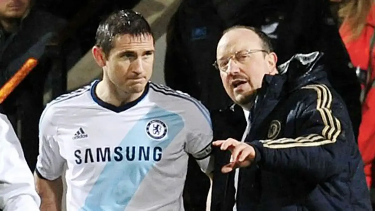 lampard-benitez-121231-b.jpg