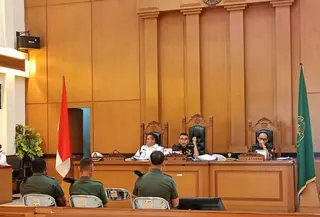Sidang pemeriksaan terdakwa kasus dugaan penculikan dan pembunuhan terhadap seorang kepala cabang (kacab) bank berinisial MIP (37) di Pengadilan Militer II-08 Jakarta, Cakung, Jakarta Timur, Selasa (5/5/2026) (Antara)