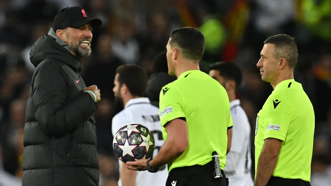 Ekspresi Pelatih Liverpool Jurgen Klopp Usai Dibantai Real Madrid di Kandang Sendiri