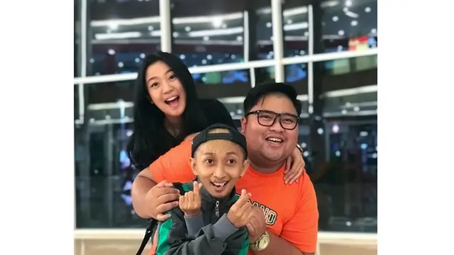 6 Momen Kompak Pemeran Wati dan Ceking di Sinetron Ronaldowati, Tetap Bersahabat