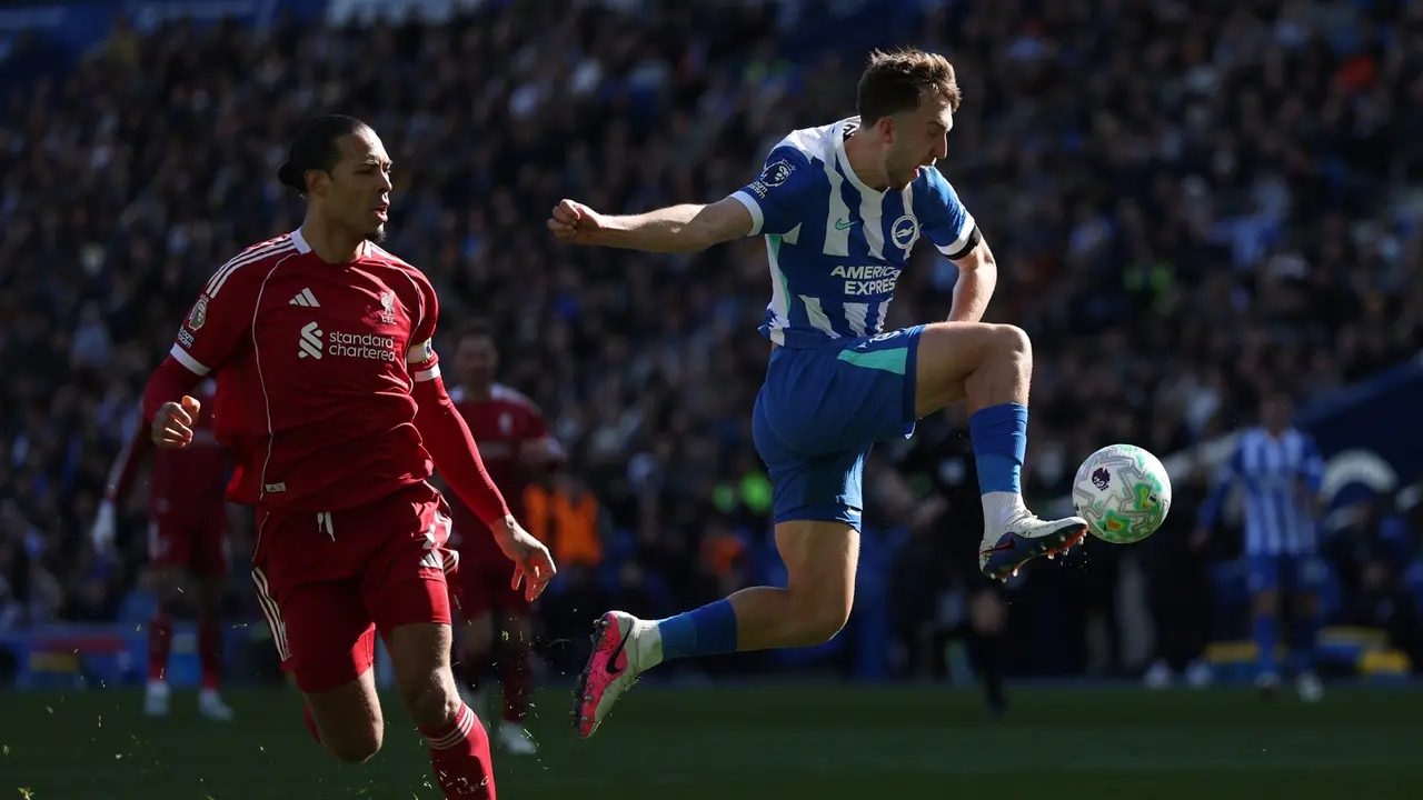Foto: Danny Welbeck Jadi Mimpi Buruk Liverpool, Brighton Bungkam Liverpool di Liga Inggris