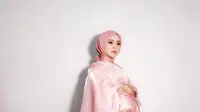 Selain Lesty Kejora, 8 Artis Ini Juga Melahirkan Anak Secara Prematur