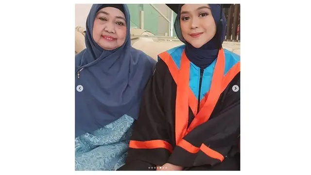 7 Momen Ria Ricis saat Mengikuti Wisuda Online, Penuh Haru Bahagia