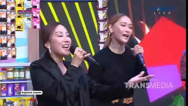 Inul Daratista dan Titta Ridzky