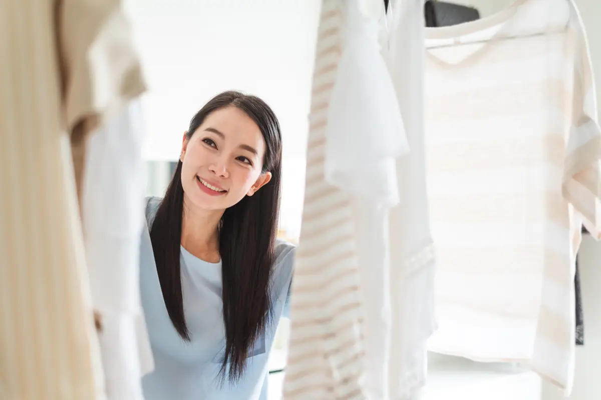 5 Fashion Item Penyelamat OOTD Saat Tak Ada Inspirasi untuk Bergaya
