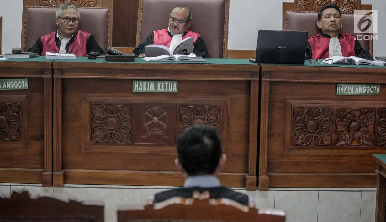 Suasana sidang lanjutan kasus dugaan penghilangan barang bukti pengaturan skor dengan terdakwa Joko Driyono di Pengadilan Negeri Jakarta Selatan, Kamis (4/7/2019). Sidang tersebut beragendakan mendengar pembacaan nota pembelaan (pledoi) terdakwa. (Liputan6.com/Faizal Fanani)
