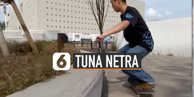 VIDEO: Inspiratif, Aksi Tuna Netra Main Skateboard