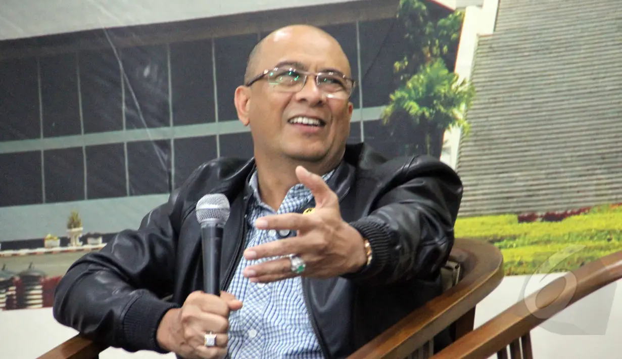 Sekretaris Fraksi Partai Nasdem Syarif Abdullah Al Katiri saat menjadi narasumber Dialetika Demokrasi : Mungkinkah Hak Angket Lengserkan Menteri Yasonna?, Jakarta, Kamis (2/4/2015). (Liputan6.com/Helmi Afandi) 