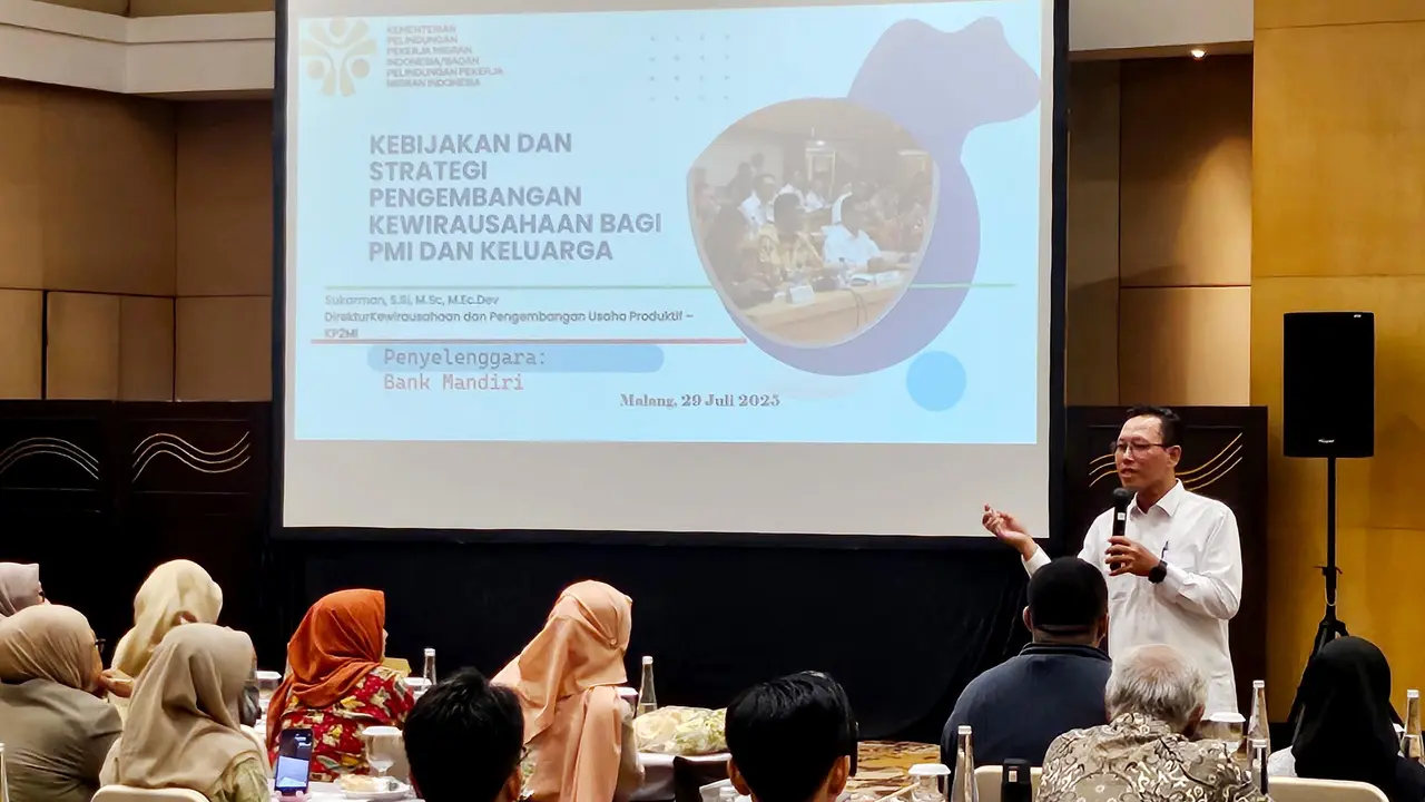 Bank Mandiri Dorong Purna PMI Malang Jadi Wirausahawan Lewat Program Bapak Asuh