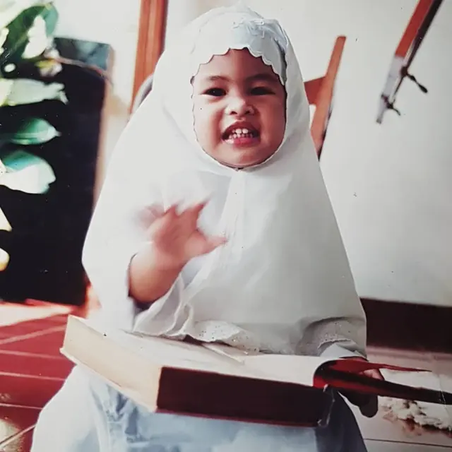 Dikritik Gara-gara Ingin Hapus Pilihan Ganda, Ini 6 Potret Masa Sekolah Maudy Ayunda