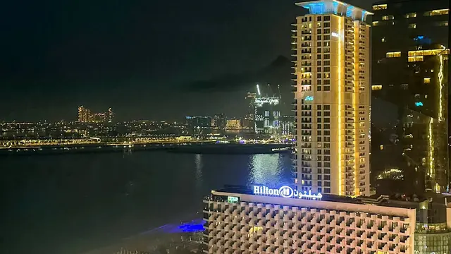 Agenda Bulan Madu di Dubai Berubah Jadi Mimpi Buruk, Resor Mewah Terdampak Serangan Rudal