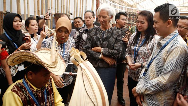 Kunjungi Paviliun Indonesia, Bos IMF Terpesona Budaya Nusantara