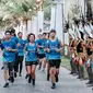 Sejumlah pelari dari berbagai komunitas memeriahkan peluncuran jersey dan medali Borobudur Marathon 2019 di Plataran Heritage Borobudur Hotel & Convention Center, Magelang, Minggu (6/10/2019). (foto: istimewa)