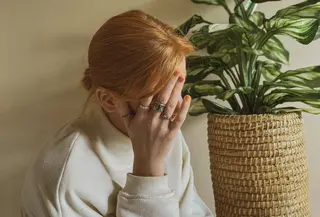 Ilustrasi Mengalami Stres Berat Credit: unsplash.com/Madison