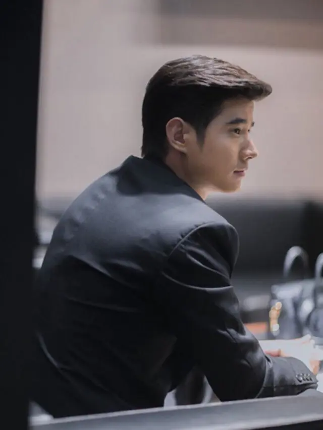 [Bintang] Mario Maurer Berhasil Curi Perhatian Kaum Hawa dengan Senyuman Mautnya