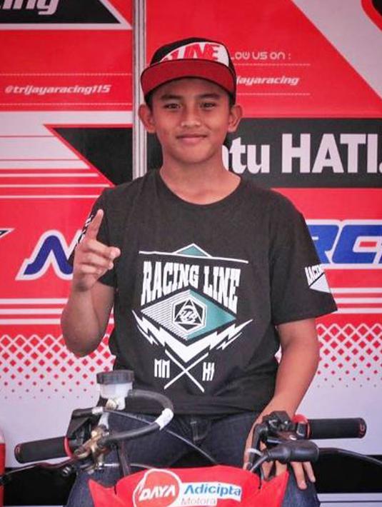 Tahun 2016, Mario Suryo Aji bergabung dengan Astra Honda Racing School. Mario yang kelahiran 16 Maret 2004 itu punya cita-cita tinggi di balap motor, yakni bisa menembus MotoGP. (instagram.com/marios.a96/)