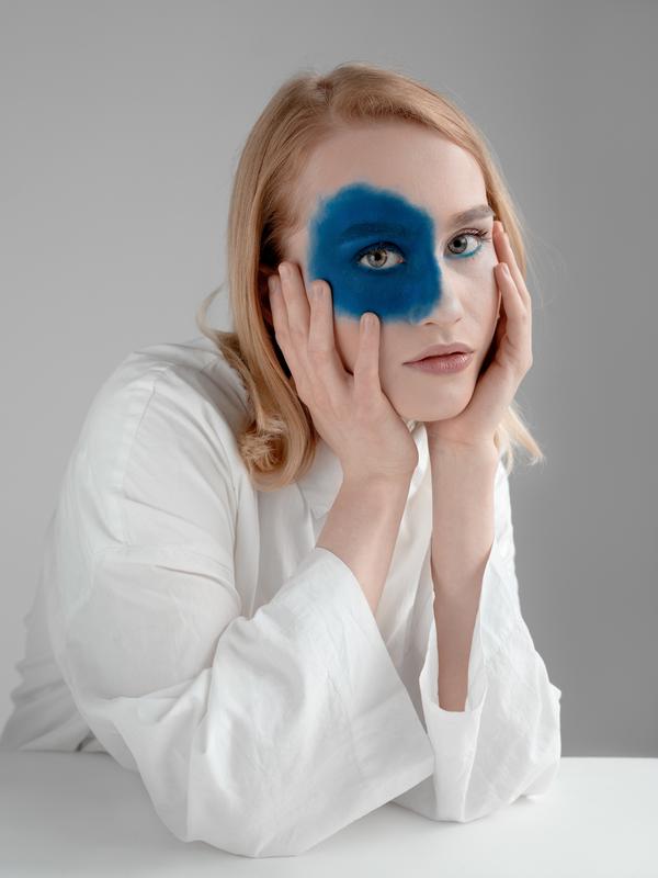 Ilustrasi warna biru. (Pexels.com/Nadezhda Diskant)