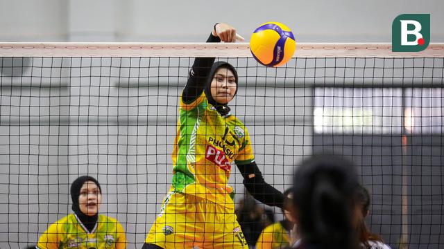 Foto: Potret Ayu Hany Budiarti di PLN Mobile Proliga 2022, Outside Hitter Andalan Gresik Petrokimia Pupuk Indonesia