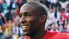 Inggris akhirnya melangkah ke babak 16 besar Piala Dunia 2010 setelah pada partai terakhir Grup C mengalahkan Slovenia 1-0 (1-0). Gol semata wayang "Tiga Singa" dilesakkan Jermain Defoe. 