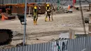  MRT yang pembangunannya ditargetkan selesai pada akhir 2015  diharapkan dapat mengatasi permasalahan transportasi di Jakarta, Jakarta, Sabtu (10/1/2015). (Jakarta.Liputan6/JohanTallo)