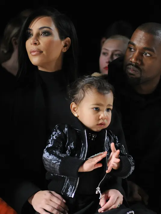 Rapper berusia 38 tahun, Kanye West inginkan kehamilan anak ketiga pada istrinya Kim Kardashian. (AFP/Bintang.com)