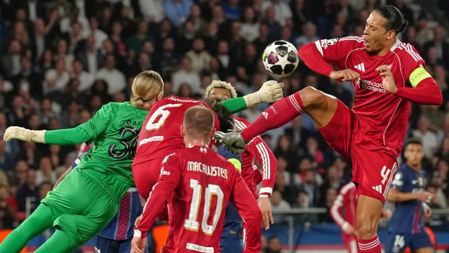 Sikap Virgil van Dijk Tuai Kritik Usai Liverpool Tumbang dari PSG