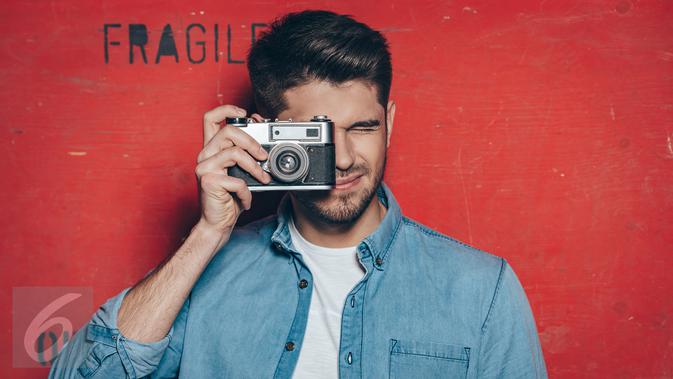 Wajah Terlihat Berbeda di Foto dan di Cermin? Ini Jawabannya - Lifestyle Liputan6.com