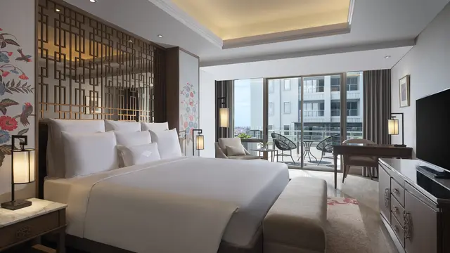 Room 3 A Premier King Bedroom