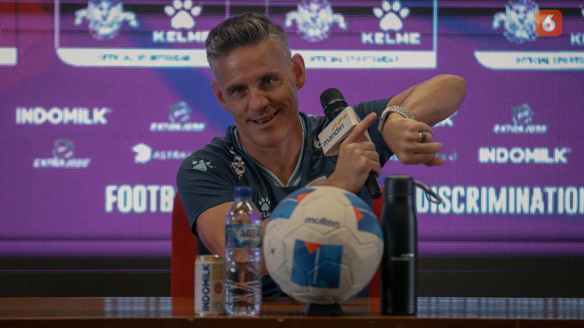John Herdman Pertahankan Gaya Bermain Timnas Indonesia Lawan Singapura