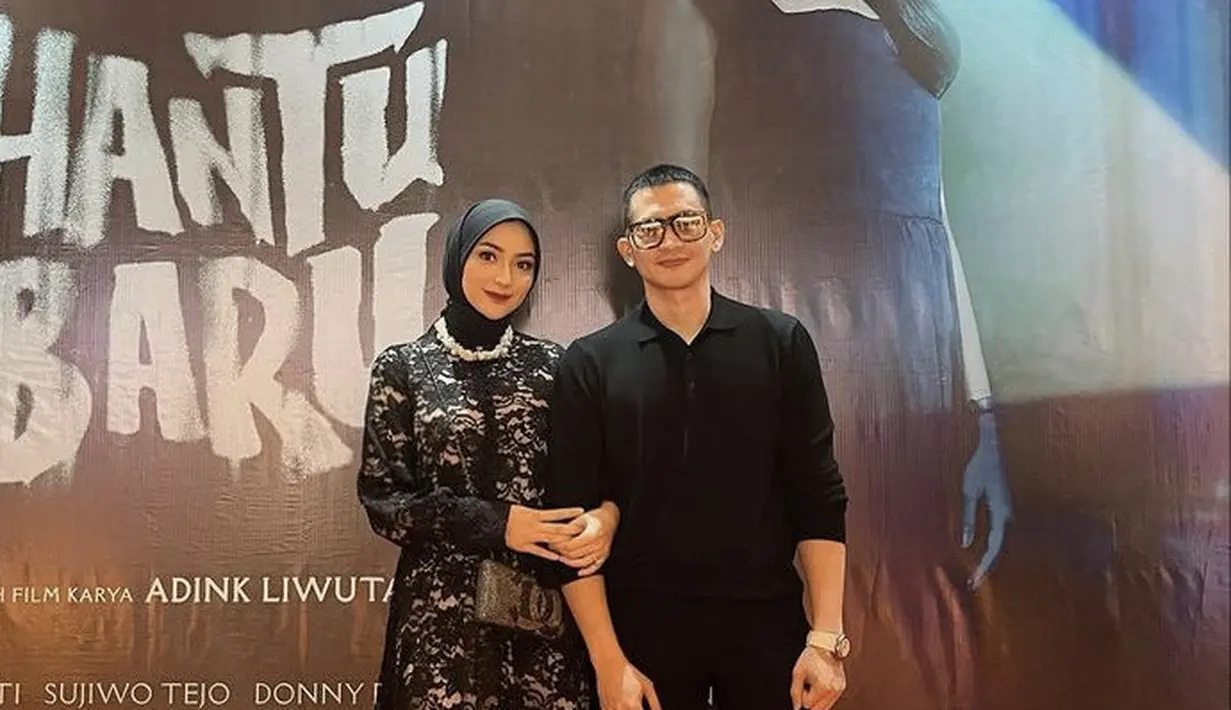 Citra Kirana tampil dengan dress hitam brokat cocok untuk dikenakan saat Lebaran. Credit: Instagram @citraciki