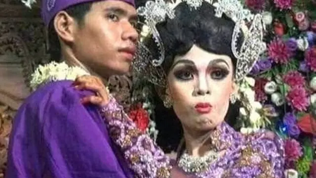 6 Riasan di Acara Nikahan Ini Malah Tampak Seram, Efek Harga Nawar