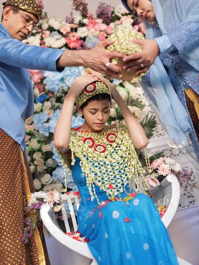 7 Potret Jharna Bhagwani Jalani Siraman dan Sungkeman Jelang Pernikahan