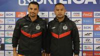 Pelatih Persija Jakarta, Carlos Pena, bersama Andritany Ardhiyasa. (Bola.com/Abdul Aziz).