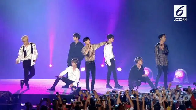 iKOn menggebrak panggung SUGBK dalam closing ceremony Asian Games 2018.