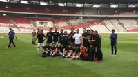 Didampingi Anies Baswedan, Mesut Ozil Bakar Semangat 47 Pemain Muda Indonesia