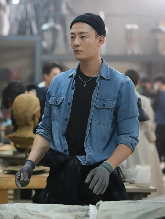 Ia bahkan menyebut Kim Min Gwi melakukan perselingkuhan saat ia diharuskan menjalani isolasi mandiri karena positif COVID-19. (Foto: Instagram/kimmingwi)