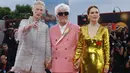 <p>Julianne Moore menghadiri festival tersebut bersama lawan mainnya, Tilda Swinton dan Pedro Almod&oacute;var. (Photo by Joel C Ryan/Invision/AP)</p>