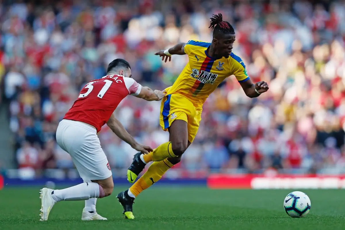 Lima Gol Warnai Kekalahan Arsenal di Stadion Emirates