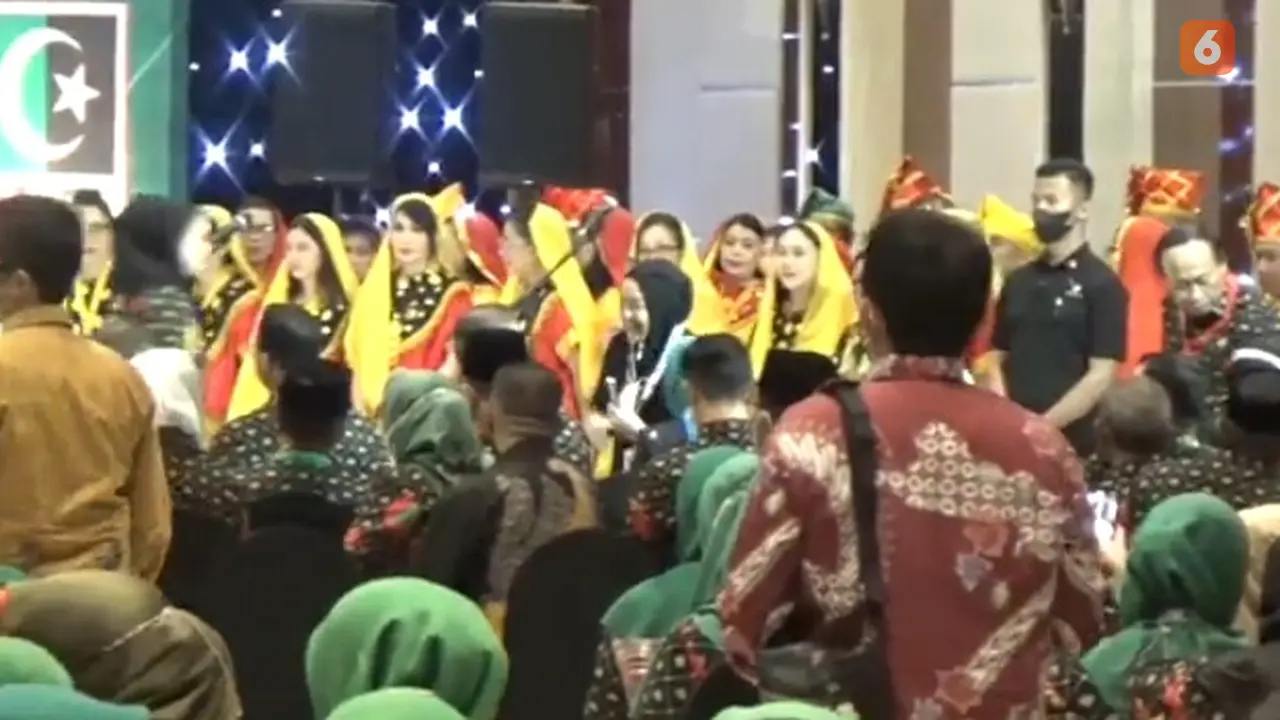 paduan suara dari GMKI dan GAMKI