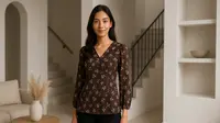 7 Tips Memilih Blouse Motif Bunga agar Terlihat Langsing dan Proporsional