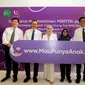 MauPunyaAnak.id merupakan situs yang diluncurkan oleh Perhimpunan Fertilisasi In Vitro Indonesia
(PERFITRI) dan didukung oleh Merck sebagai perusahaan sains dan teknologi dengan keahlian di
bidang kesehatan